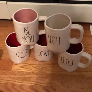 Mugs